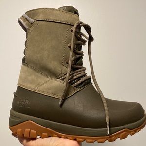 NorthFace Boots for Woman’s